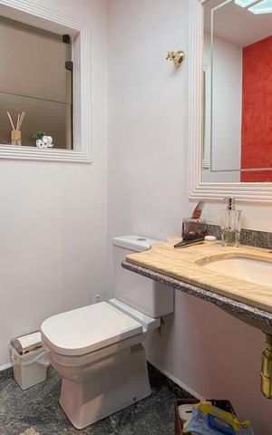 Casa à venda com 165m², 3 quartos e 4 vagas Casa à venda com 165m², 3 quartos e 4 vagasLavabo