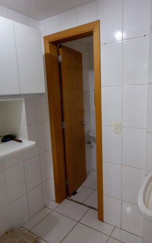 Apartamento à venda com 84m², 3 quartos e 1 vagaÁrea de Serviço