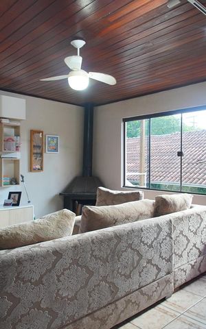 Casa para alugar com 200m², 1 quarto e sem vaga Casa para alugar com 200m², 1 quarto e sem vagaSala