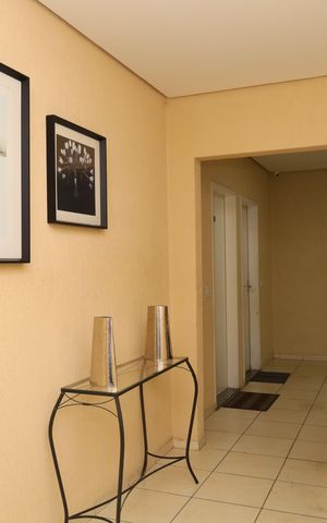 Apartamento à venda com 47m², 2 quartos e 1 vagaÁrea comum - Saguão do prédio