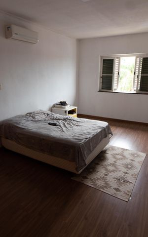 Casa à venda com 450m², 5 quartos e 4 vagasQuarto 3
