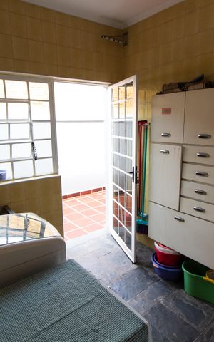 Casa à venda com 450m², 5 quartos e 4 vagasÁREA DE SERVIÇO
