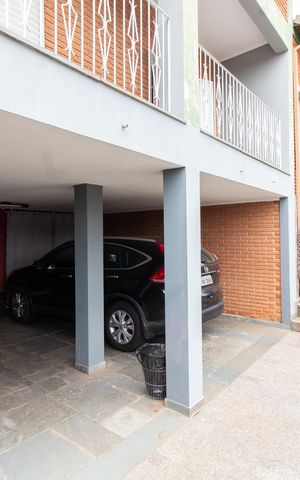 Casa à venda com 450m², 5 quartos e 4 vagasÁrea externa
