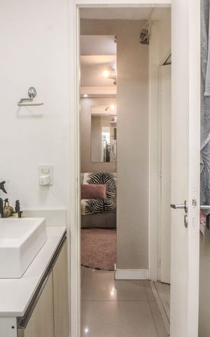 Apartamento à venda com 51m², 2 quartos e 1 vaga Apartamento à venda com 51m², 2 quartos e 1 vagaBanheiro