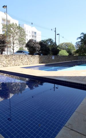 Apartamento para alugar com 68m², 2 quartos e 1 vagaÁrea comum - Piscina