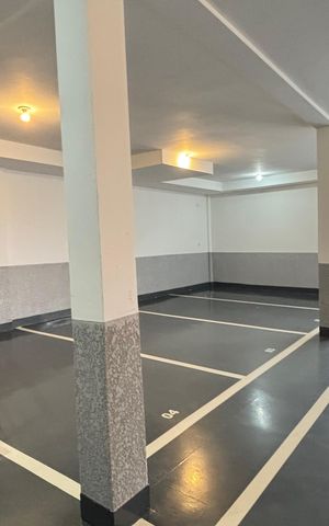 Apartamento à venda com 100m², 2 quartos e 1 vaga Apartamento à venda com 100m², 2 quartos e 1 vagaGaragem