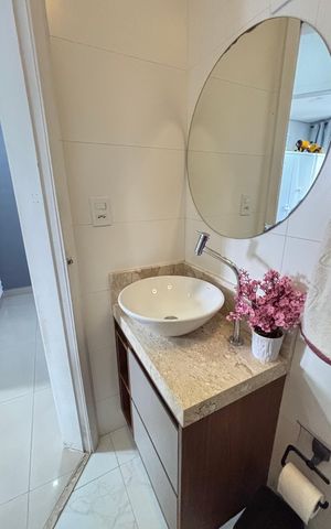 Apartamento à venda com 100m², 2 quartos e 1 vaga Apartamento à venda com 100m², 2 quartos e 1 vagaBanheiro