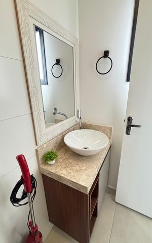 Apartamento à venda com 100m², 2 quartos e 1 vaga Apartamento à venda com 100m², 2 quartos e 1 vagaCobertura - Banheiro