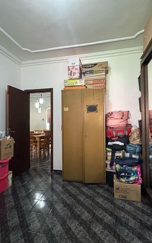 Casa à venda com 528m², 5 quartos e 5 vagasQuarto 2