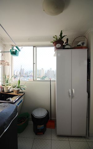 Apartamento à venda com 77m², 2 quartos e 1 vagaÁrea de Serviço
