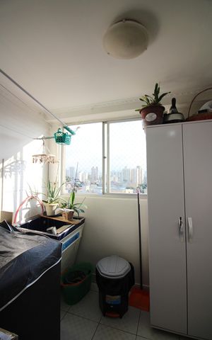 Apartamento à venda com 77m², 2 quartos e 1 vagaÁrea de Serviço