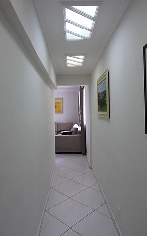 Apartamento à venda com 77m², 2 quartos e 1 vagaSala Corredor