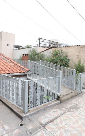 Casa à venda com 250m², 4 quartos e 2 vagasÁrea de Serviço