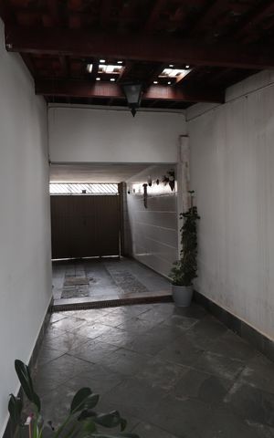 Casa à venda com 250m², 4 quartos e 2 vagasGaragem