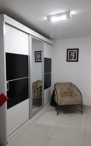 Casa à venda com 250m², 4 quartos e 2 vagascasa 2 -Sala