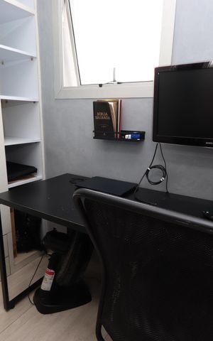 Apartamento à venda com 60m², 2 quartos e 1 vagaEscritório