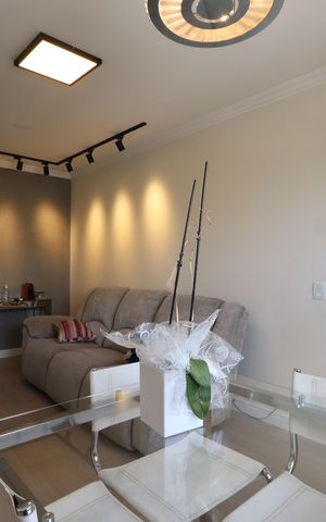 Apartamento à venda com 60m², 2 quartos e 1 vagaSala