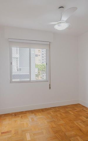 Apartamento à venda com 240m², 4 quartos e 2 vagasQuarto 2