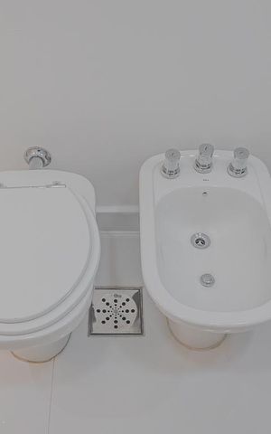 Apartamento à venda com 240m², 4 quartos e 2 vagasBanheiro da Suíte 2