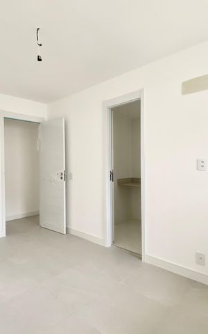 Apartamento à venda com 147m², 3 quartos e 2 vagasSuíte 1