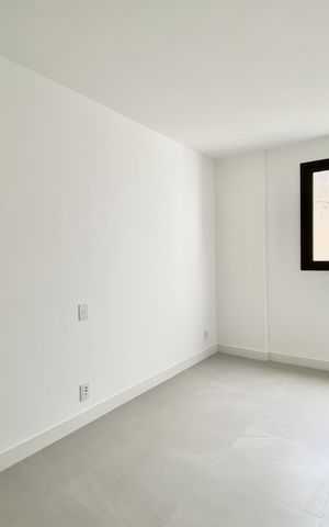 Apartamento à venda com 147m², 3 quartos e 2 vagasSuíte 2
