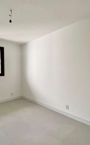 Apartamento à venda com 147m², 3 quartos e 2 vagasSuíte 1