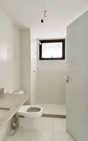Apartamento à venda com 147m², 3 quartos e 2 vagasBanheiro da Suíte 1