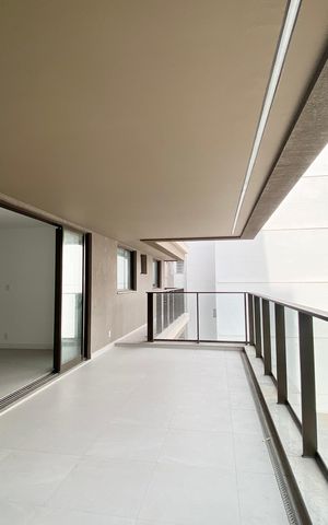 Apartamento à venda com 147m², 3 quartos e 2 vagasVaranda
