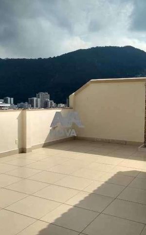 Apartamento à venda com 230m², 3 quartos e 2 vagas