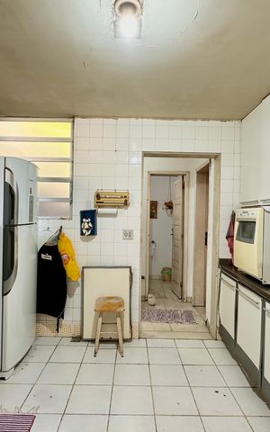 Casa à venda com 150m², 4 quartos e sem vaga Casa à venda com 150m², 4 quartos e sem vagaCozinha