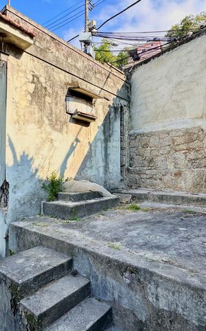 Casa à venda com 150m², 4 quartos e sem vaga Casa à venda com 150m², 4 quartos e sem vagaÁrea externa