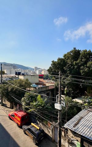 Casa à venda com 150m², 4 quartos e sem vaga Casa à venda com 150m², 4 quartos e sem vagaVista