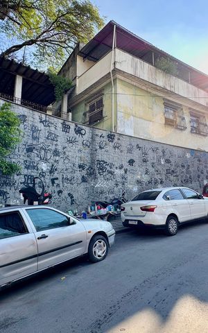Casa à venda com 150m², 4 quartos e sem vaga Casa à venda com 150m², 4 quartos e sem vagaFachada
