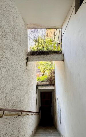 Casa à venda com 150m², 4 quartos e sem vaga Casa à venda com 150m², 4 quartos e sem vagaEntrada