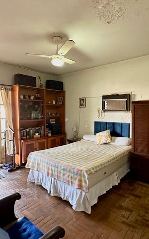 Casa à venda com 150m², 4 quartos e sem vaga Casa à venda com 150m², 4 quartos e sem vagaQuarto 2 - Suite