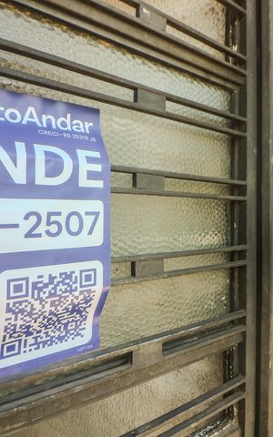 Apartamento à venda com 280m², 5 quartos e sem vaga Apartamento à venda com 280m², 5 quartos e sem vagaPlaquinha