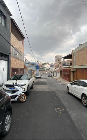 Casa à venda com 140m², 2 quartos e 1 vaga Casa à venda com 140m², 2 quartos e 1 vagaVista da Rua
