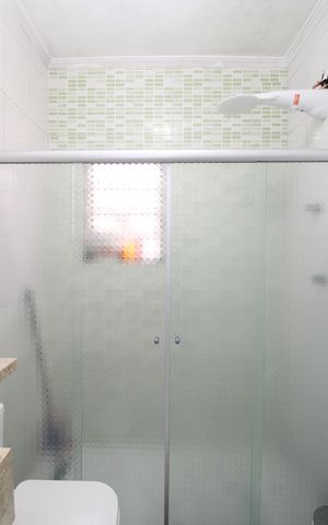 Casa à venda com 140m², 2 quartos e 1 vagaBanheiro