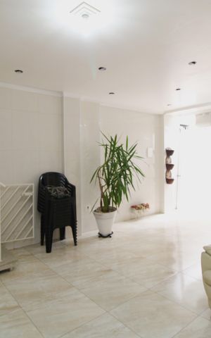 Casa à venda com 140m², 2 quartos e 1 vagaSala 2