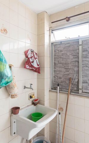 Apartamento à venda com 70m², 2 quartos e 1 vagaÁrea de Serviço