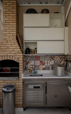 Apartamento à venda com 149m², 2 quartos e 2 vagas Apartamento à venda com 149m², 2 quartos e 2 vagasCobertura Churrasqueira