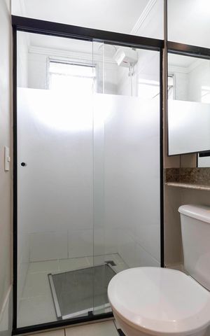 Apartamento à venda com 62m², 2 quartos e 1 vaga Apartamento à venda com 62m², 2 quartos e 1 vagaBanheiro da suíte