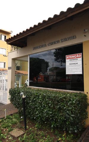Apartamento para alugar com 49m², 2 quartos e 1 vagaFachada e portaria