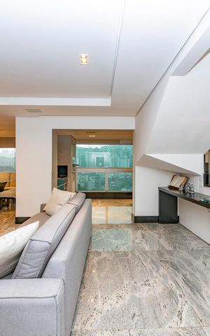 Apartamento à venda com 325m², 3 quartos e 4 vagas Apartamento à venda com 325m², 3 quartos e 4 vagasSala 1