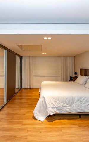 Apartamento à venda com 325m², 3 quartos e 4 vagas Apartamento à venda com 325m², 3 quartos e 4 vagasSuíte 1