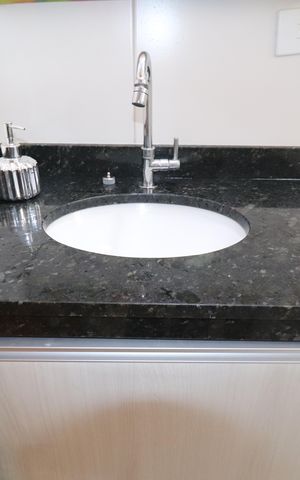 Apartamento à venda com 73m², 2 quartos e 2 vagasBanheiro Social