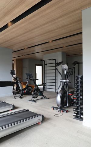 Apartamento para alugar com 72m², 2 quartos e 2 vagasÁrea comum - Academia