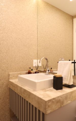 Apartamento para alugar com 72m², 2 quartos e 2 vagasLavabo