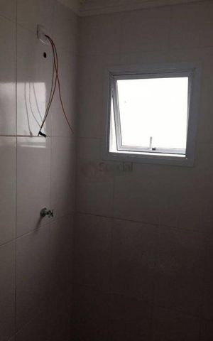 Casa à venda com 60m², 2 quartos e 1 vaga