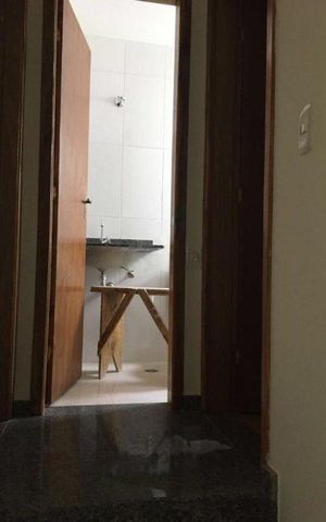 Casa à venda com 60m², 2 quartos e 1 vaga
